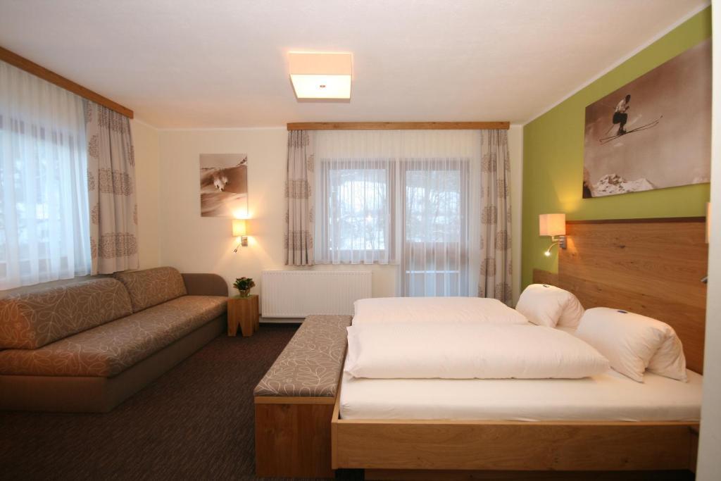 Haus Alexander Hotel Schladming Room photo